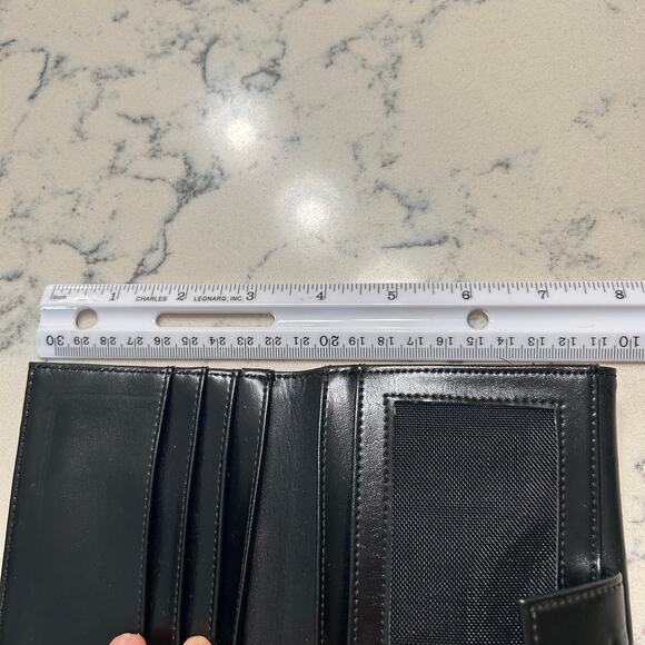 Vintage Guess Wallet Black Faux Leather Bi-fold with Snap pocket SOME WEAR - Picture 6 of 12